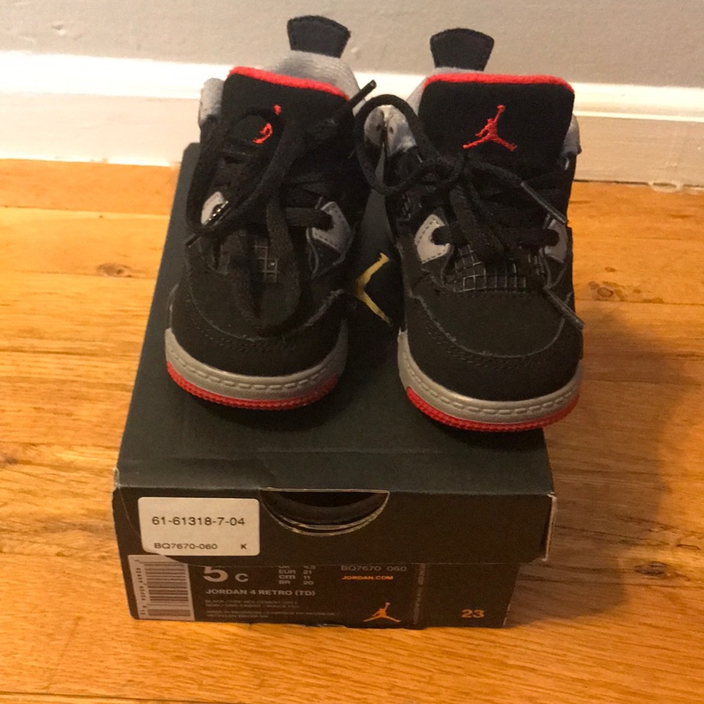 Jordan 4